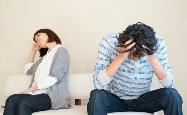 温州市出轨调查取证：女方婚内出轨离婚怎么处理